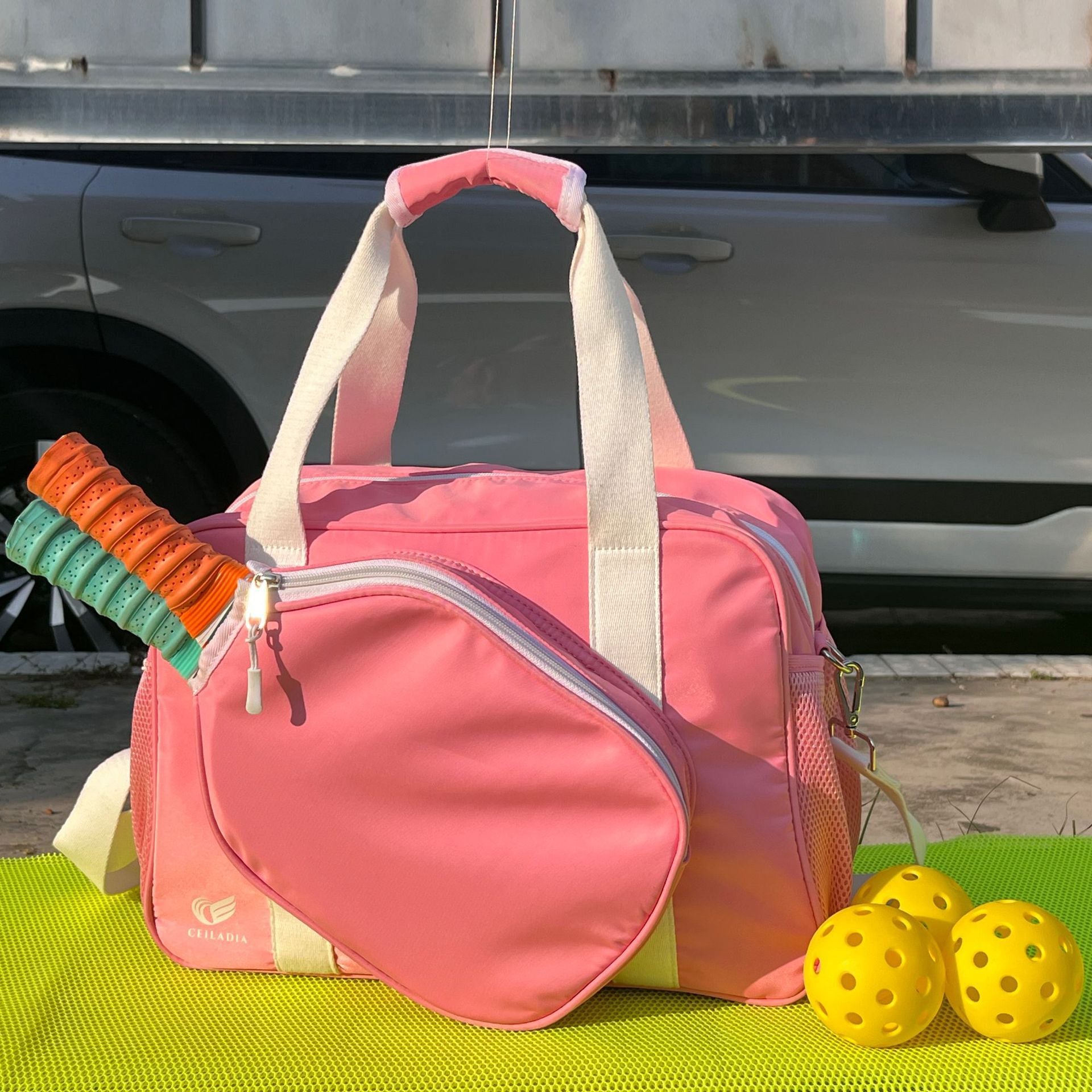 Large capacity pickleball bag