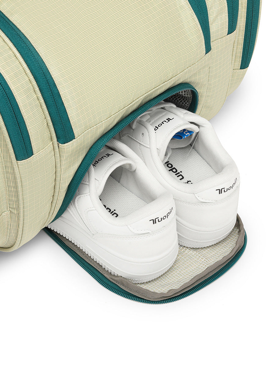 Large-capacity tennis bag
